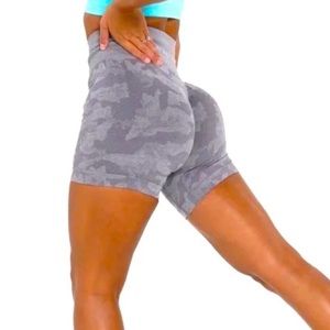 NVGTN gray Camo shorts ❤️